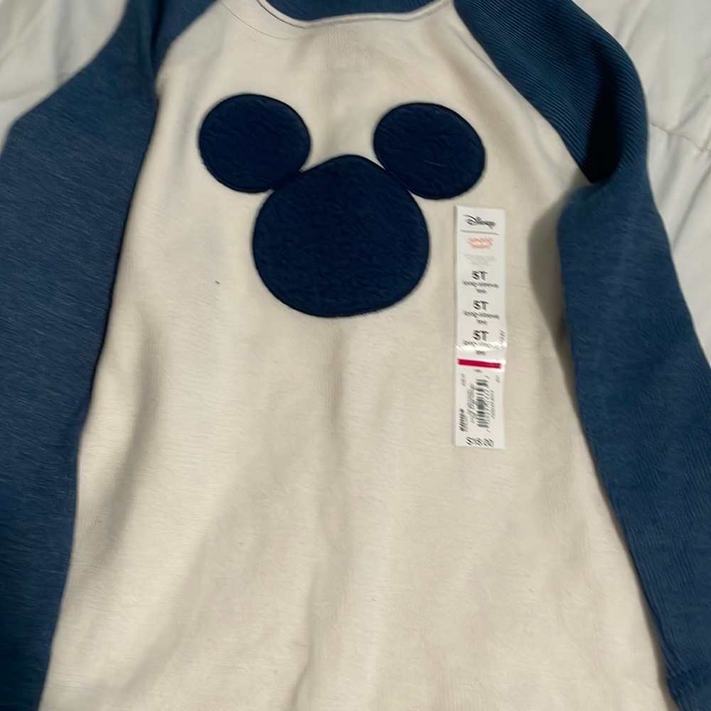 Mickey Mouse  sweater. 5T